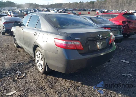 2008 Toyota Camry Le z USA, uszkodzony, nr VIN 4T1BE46K18U754020